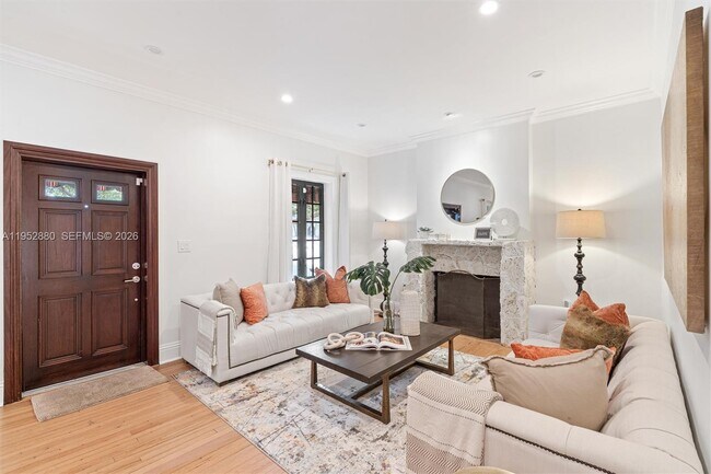 Photo - 1329 Obispo Ave