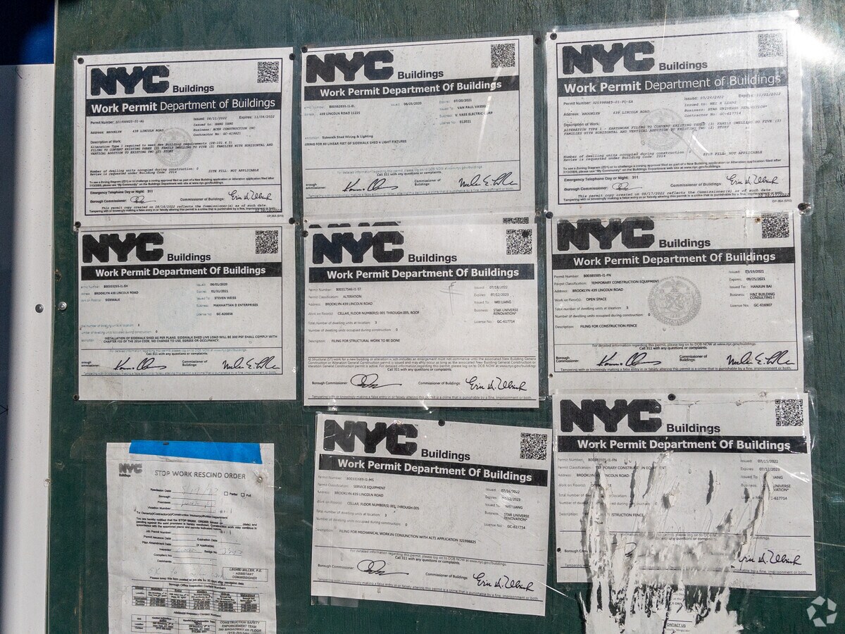 Photo - 439 Lincoln Rd