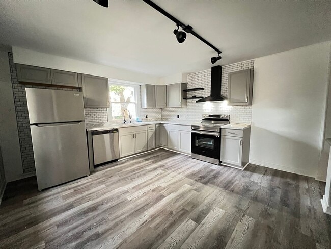 Photo - 3201 Fairfield Ave Unit 3201 Fairfield Ave Fort Wayne, IN 46807