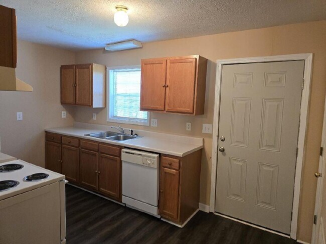 Photo - Jacksboro 37757 - 1 bed, 1 bath villa - Ca...