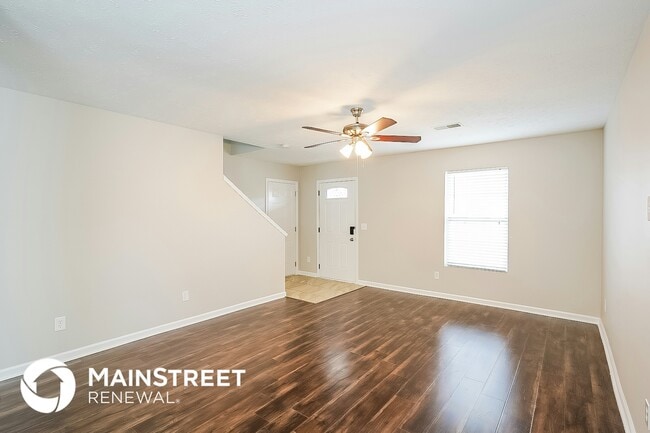 Photo - 2815 Creekbend Dr