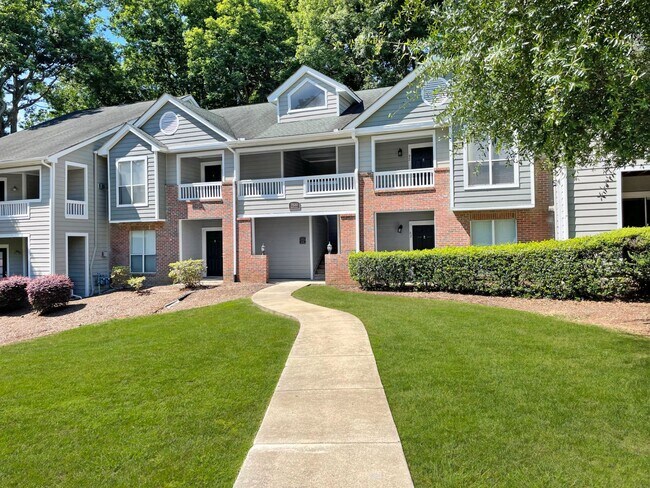 Lexington Farms Apartments