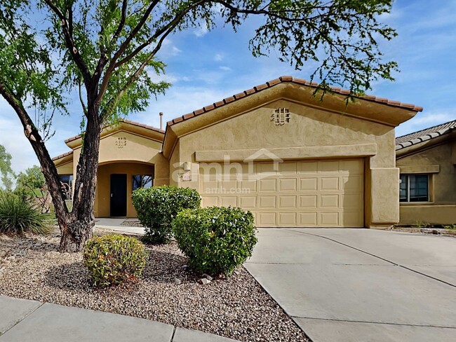 Building Photo - 33 E Calle Vivaz