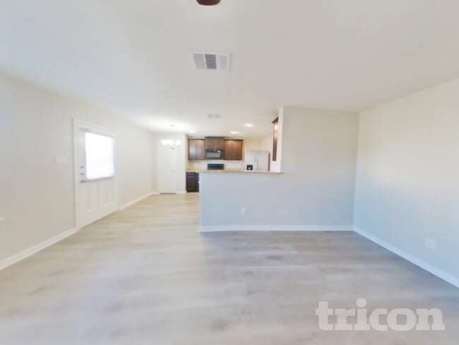 Photo - 676 Yearwood Ln