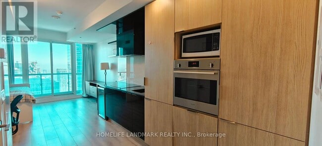 Photo - 70 Temperance St Unit 5004