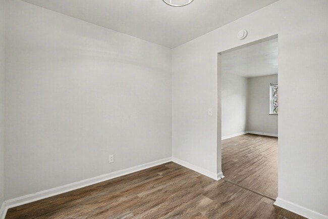 Photo - 1607 Asmann Ave Unidad 13