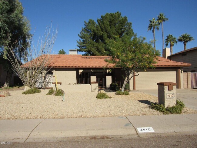Fantastic 3 Bedroom/2 Bath Single Level Ho... - Fantastic 3 Bedroom/2 Bath Single Level Ho... House