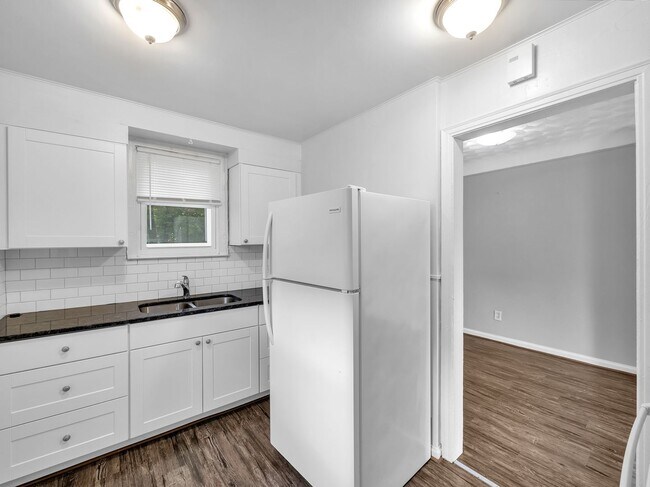 Photo - 18675 Meyers Rd Unidad 18675 Meyers