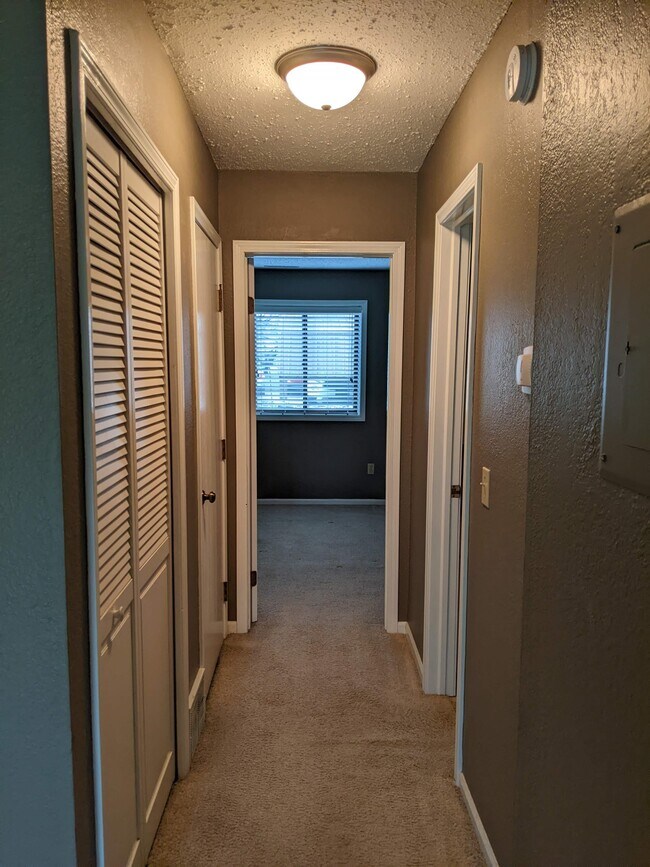 6081 Danford Creek Dr Townhome Townhome Rental in Kalamazoo MI