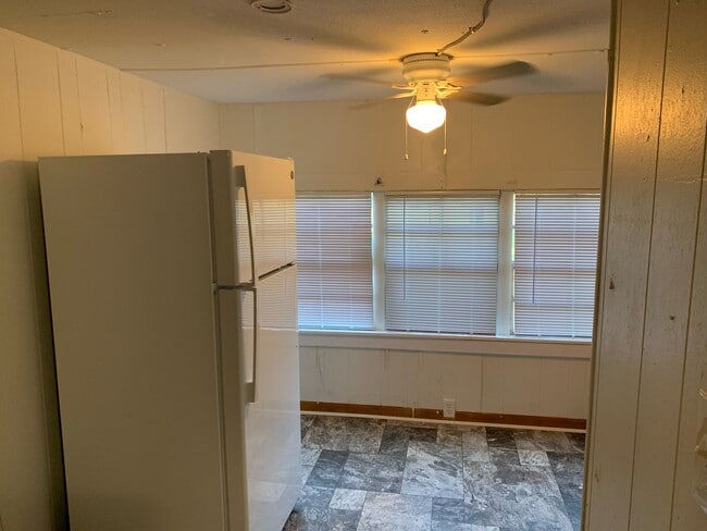 Building Photo - 2235 GA-90 Rental