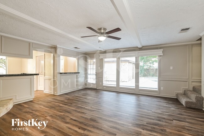 Photo - 4146 Meadowbank Dr