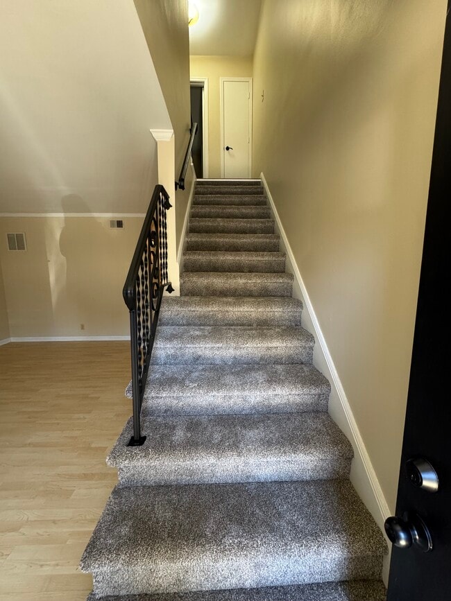 Photo - 1010 Country Club Rd