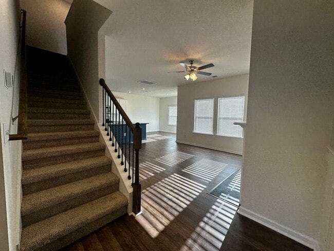 Photo - 4 bed/2.5 bath home - E Morristown