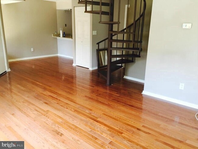 Photo - 18472 Bishopstone Ct Unit 242