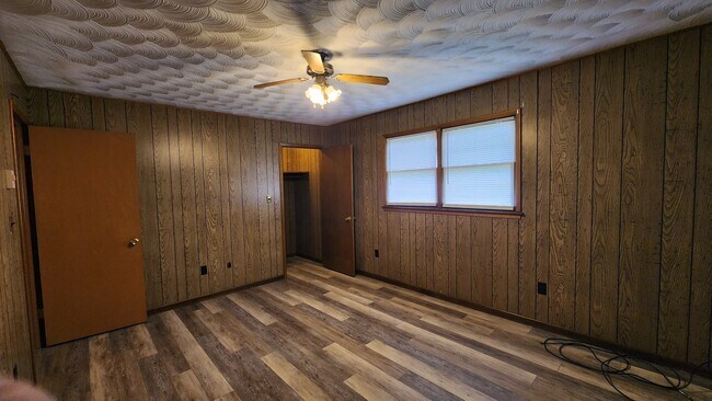 Photo - Hickory Hills Townhomes Unit 9