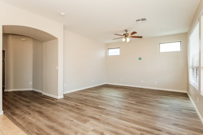 Photo - 3918 Escuda Dr