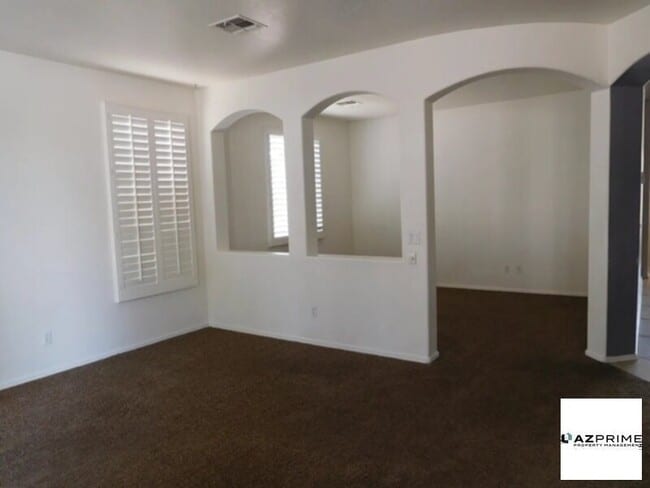 Photo - 2421 W Ellis St