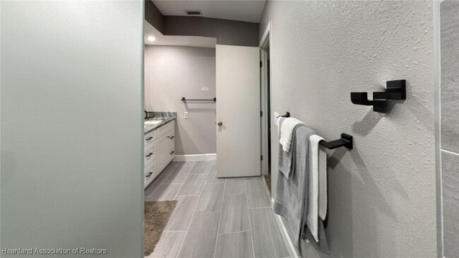 Photo - 1456 S Golfview Dr