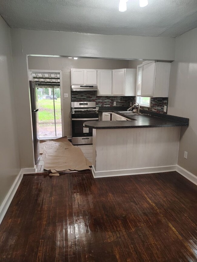 Photo - 4638 S McRaven Rd