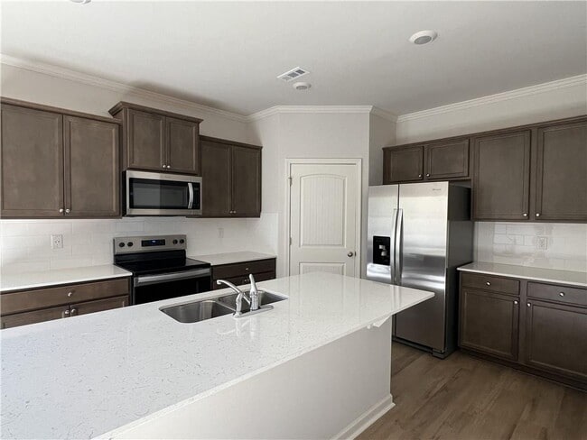 Photo - 68 Hughes Pl Dr