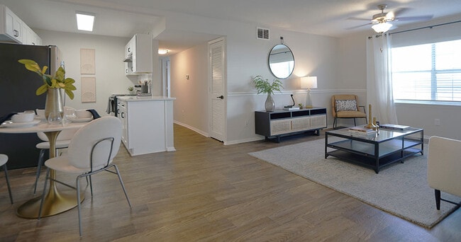 Cadence at Bluff Park Apartments