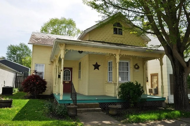 Building Photo - 614 N Main St Rental