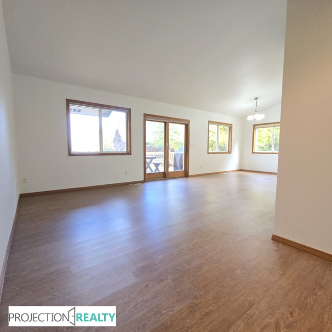 Photo - 34371 Church Rd