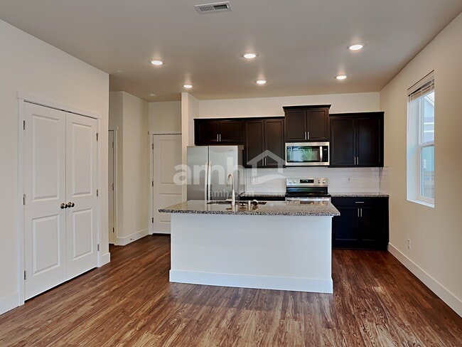 Photo - 23371 SE Dogwood St