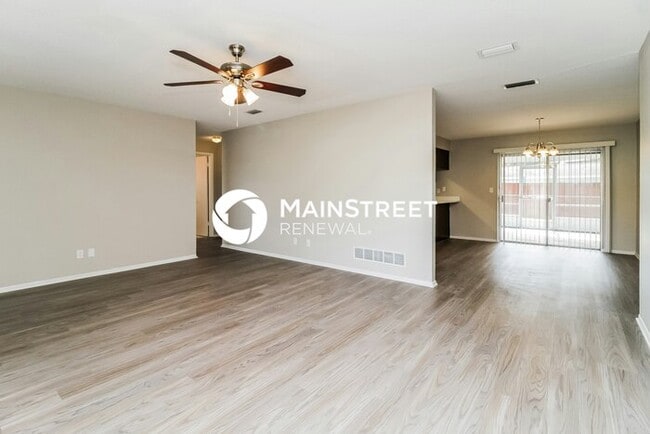 Photo - 3 Bedroom Pet-Friendly Home in Port Orange, FL with Main Street Renewal