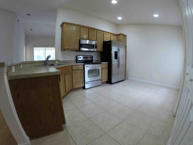 Photo - 4550 SW 52nd Cir Unit 104
