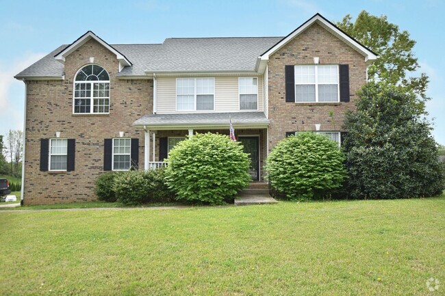 Building Photo - Pet Friendly in Sango! Rental