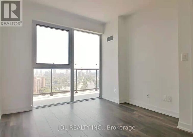 Photo - 159 Wellesley St E Unit 1505