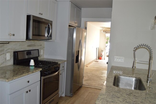 Photo - 9404 Menchaca Rd