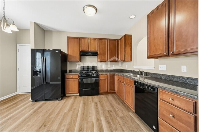 86 Chesterfield Ct