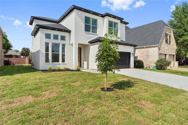 Photo - 907 St George Pl