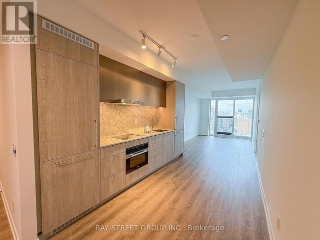 Photo - 771 Yonge St Unité 1906