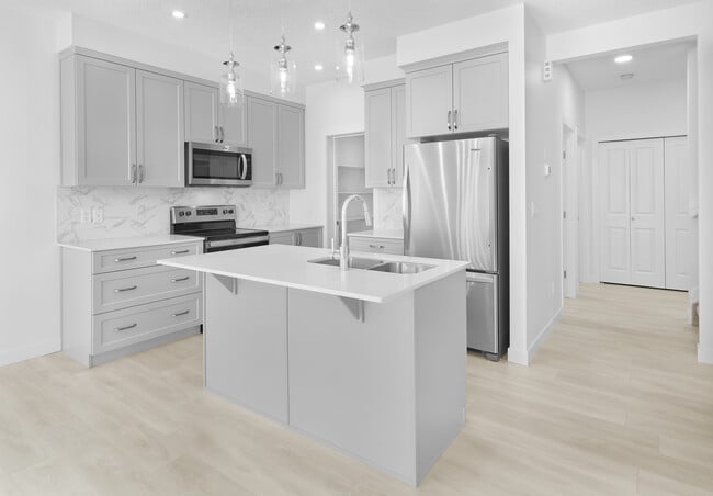 Photo - 3030-3169 169 St. SW