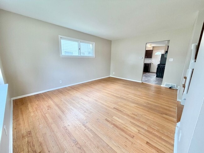 Photo - 6919-6921 West Brentwood Avenue East Unit 6919