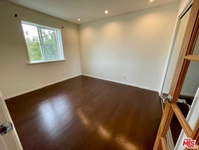 Photo - 4450 Campbell Dr