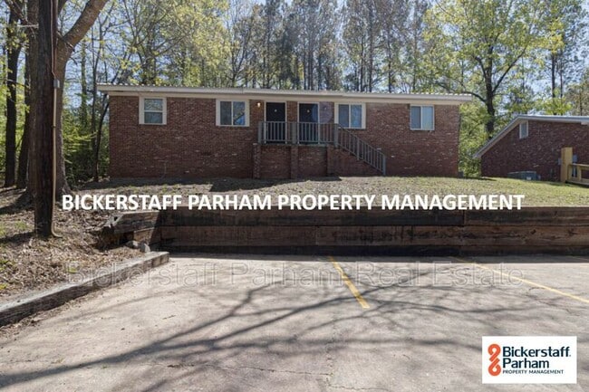 Building Photo - 1200 20th Ave S Unit E