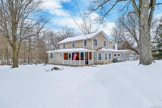 Photo - 596 Angola Rd