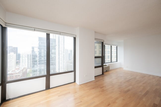 Photo - 30 E Huron St Unit 2204