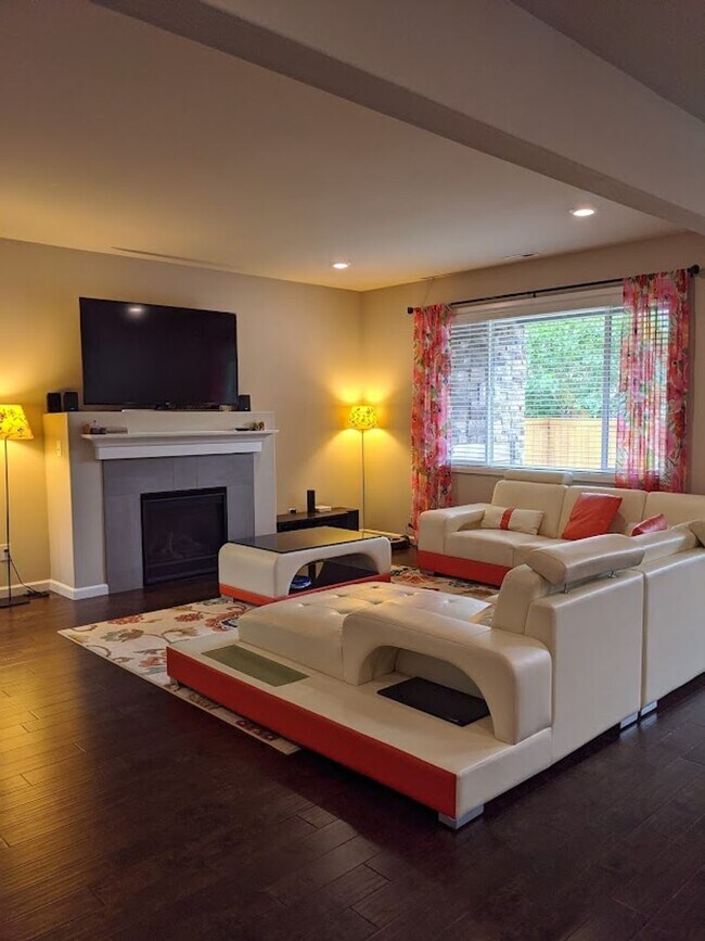 Photo - North Creek 4 Bedroom Home