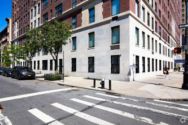 101 Central Park W New York, NY 10023 - 101 Central Park W