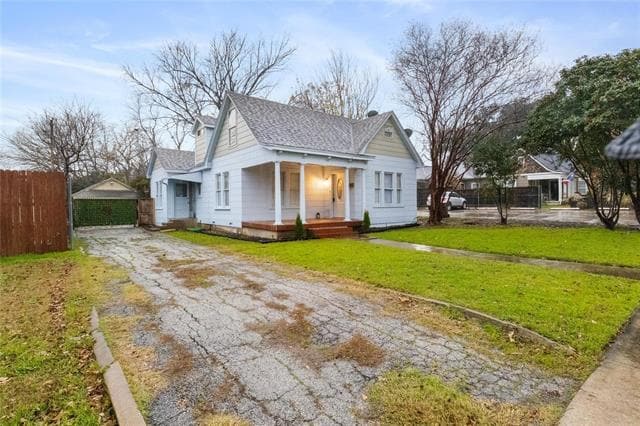 Photo - 3317 W 5th St