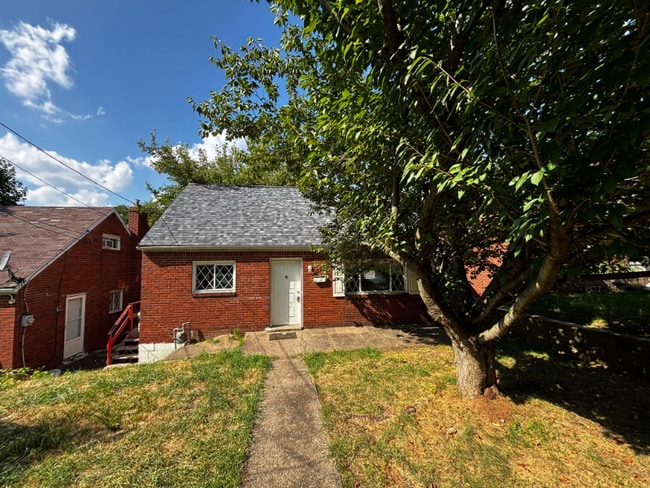 Building Photo - 3107 Idaho St Rental
