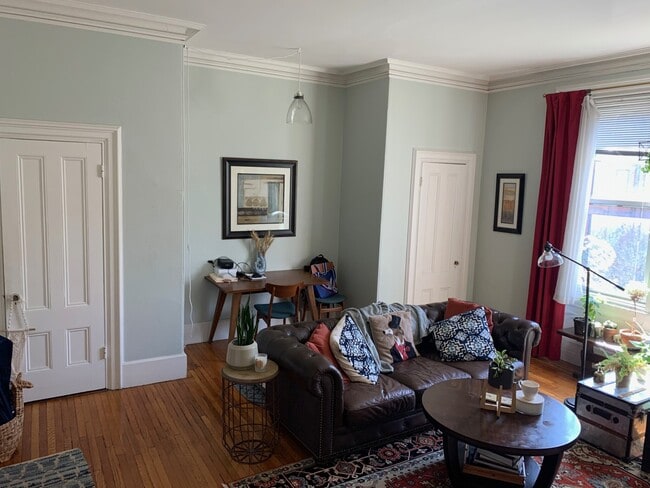 Photo - 194 Beacon St Unit 3