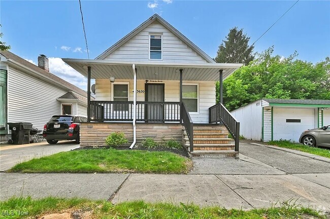 Building Photo - 3620 E 63rd St Rental