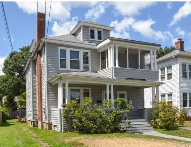 Building Photo - 117 Dover Rd