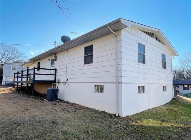 Photo - 12 Circle Dr